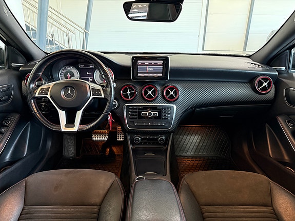 Mercedes-Benz A250 9 of 25