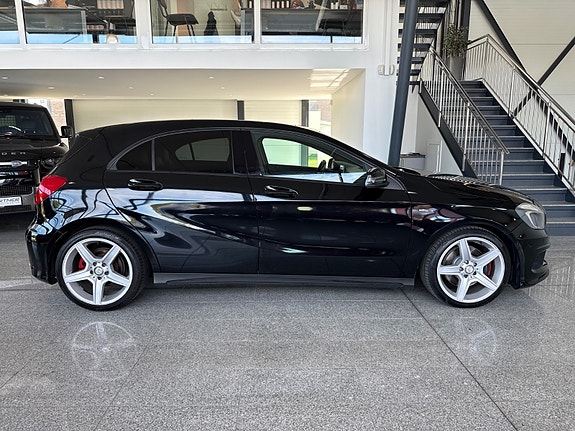Mercedes-Benz A250 6 of 25
