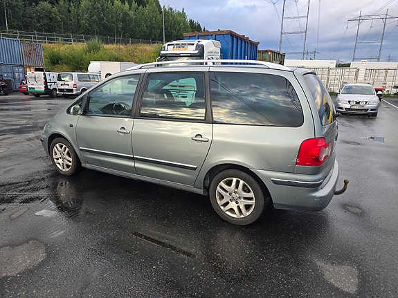 Volkswagen Sharan 2 of 19
