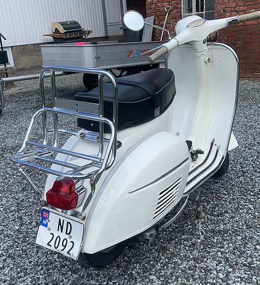 Vespa 125 Sprint 3 of 3