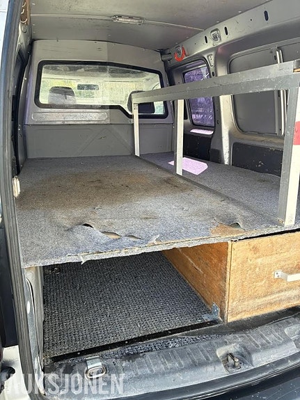 Volkswagen Caddy Maxi 17 of 24