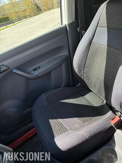 Volkswagen Caddy Maxi 15 of 24