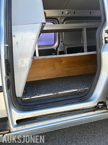 Volkswagen Caddy Maxi 20 of 24