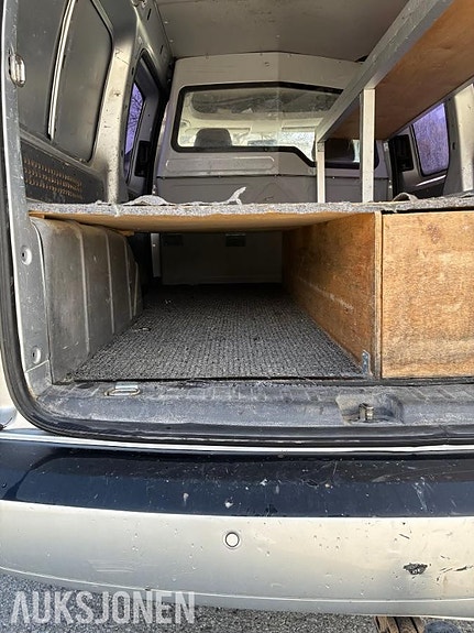 Volkswagen Caddy Maxi 18 of 24