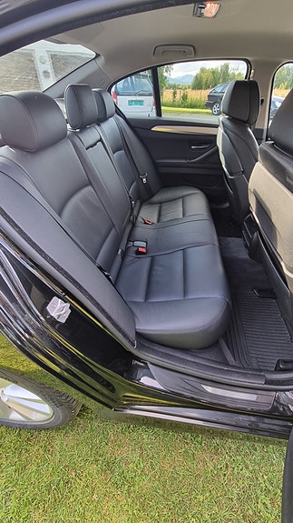 BMW 520d 9 of 17