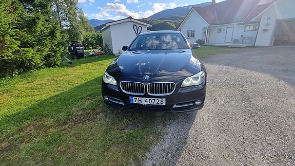BMW 520d 2 of 17