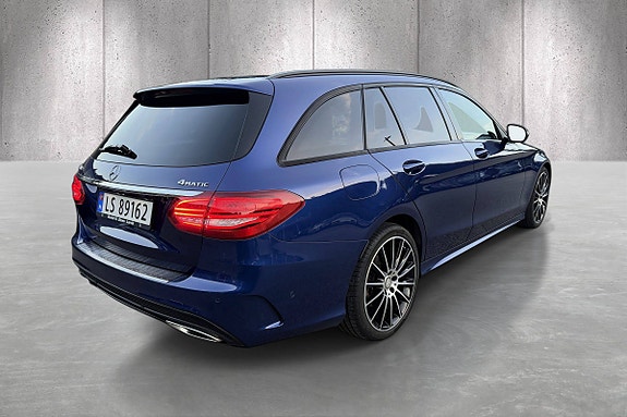 Mercedes-Benz C200 7 of 26
