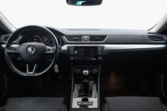 Skoda Superb 19 of 30