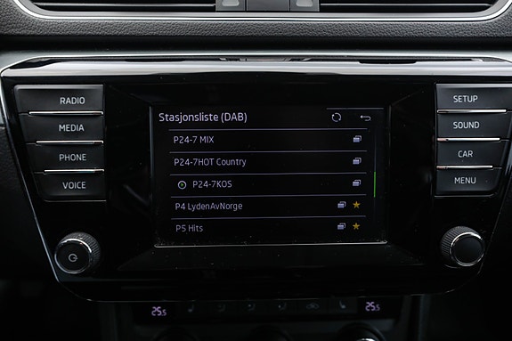 Skoda Superb 25 of 30