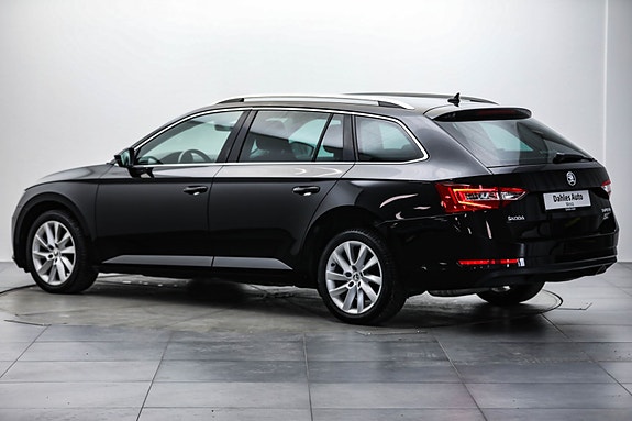 Skoda Superb 8 of 30