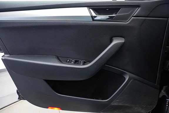 Skoda Superb 30 of 30