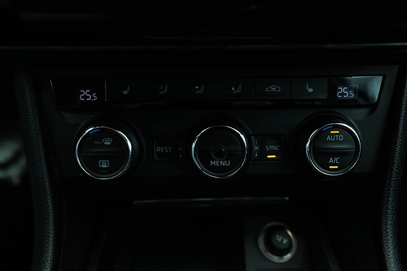 Skoda Superb 29 of 30