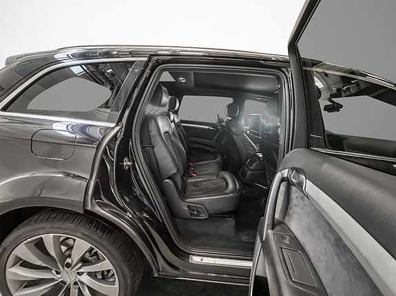 Audi Q7 25 of 30