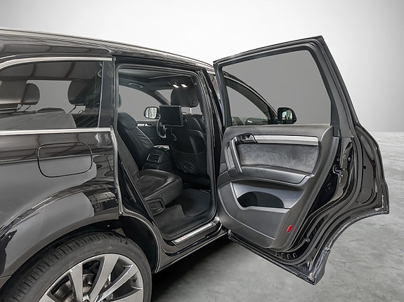 Audi Q7 24 of 30