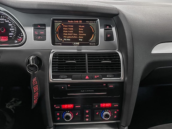 Audi Q7 16 of 30