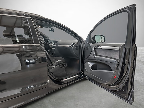 Audi Q7 19 of 30