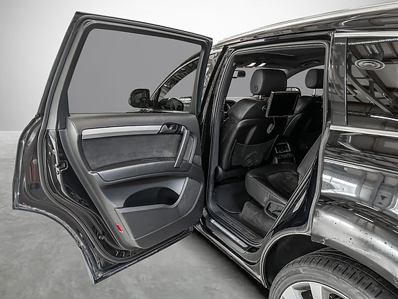 Audi Q7 21 of 30
