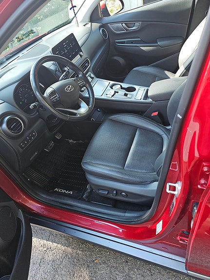 Hyundai Kona 4 of 9