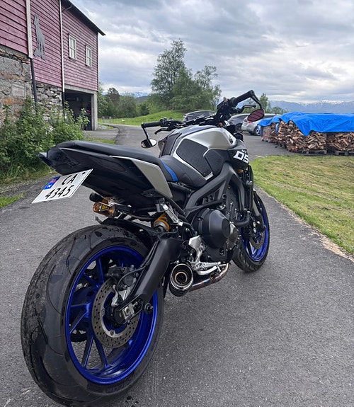 Yamaha MT-09 SP 6 of 18