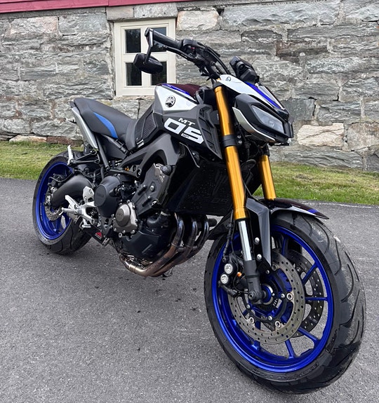 Yamaha MT-09 SP 4 of 18