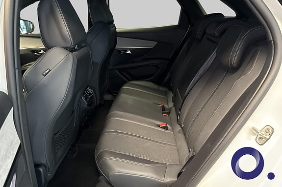 Peugeot 3008 16 of 17