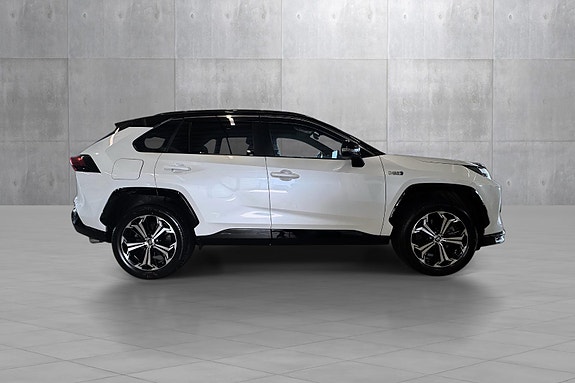 Toyota RAV4 Plug-in Hybrid 6 of 30