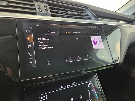 Audi e-tron 15 of 29