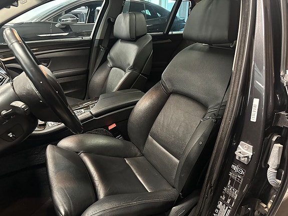 BMW 525d 19 of 30