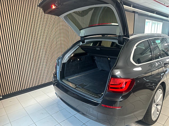 BMW 525d 8 of 30