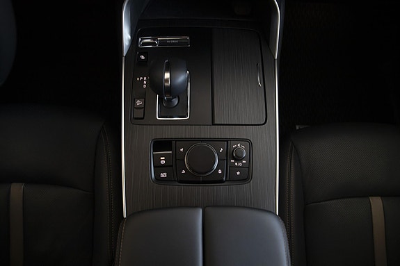 Mazda CX-60 18 of 30