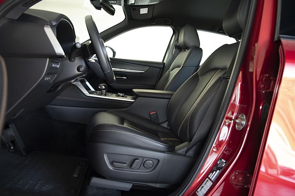 Mazda CX-60 10 of 30