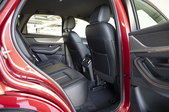 Mazda CX-60 27 of 30