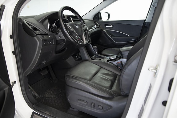 Hyundai Santa Fe 9 of 30