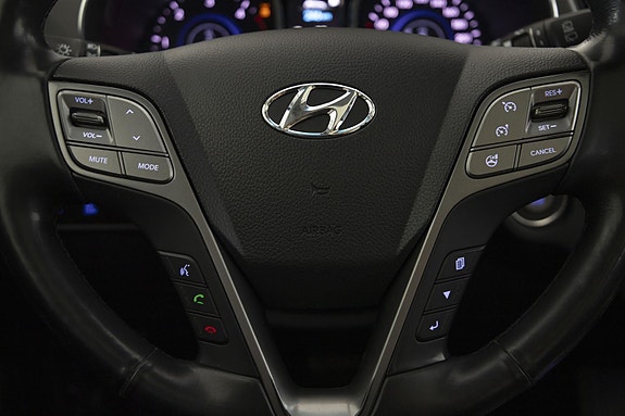 Hyundai Santa Fe 15 of 30