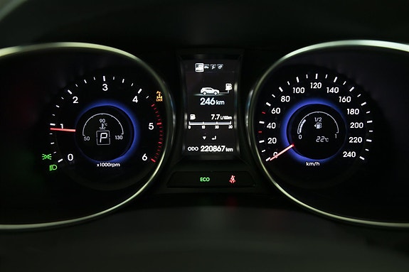 Hyundai Santa Fe 16 of 30