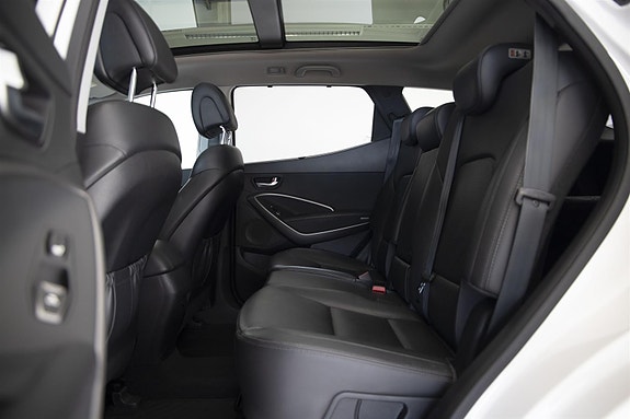 Hyundai Santa Fe 22 of 30