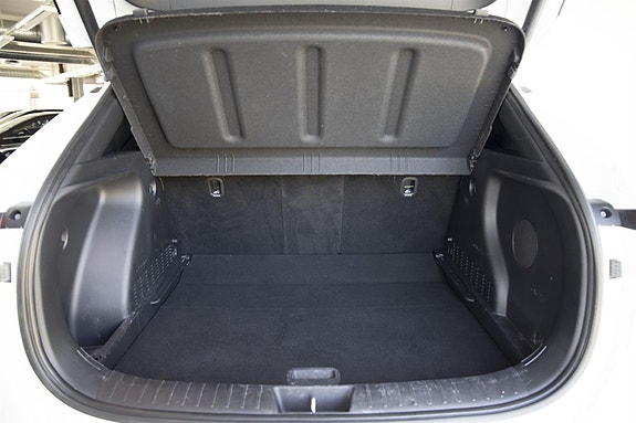 Hyundai Kona 19 of 26