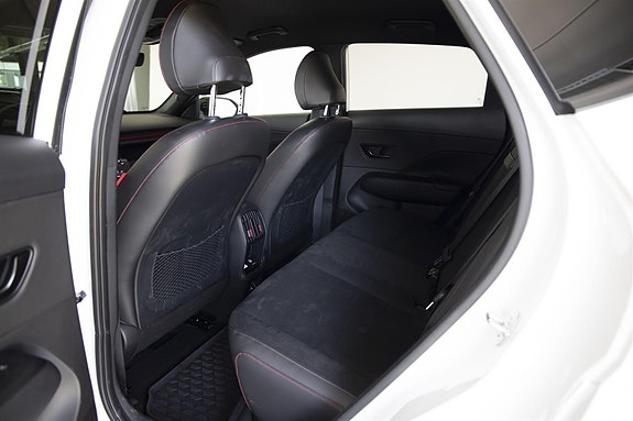 Hyundai Kona 17 of 26