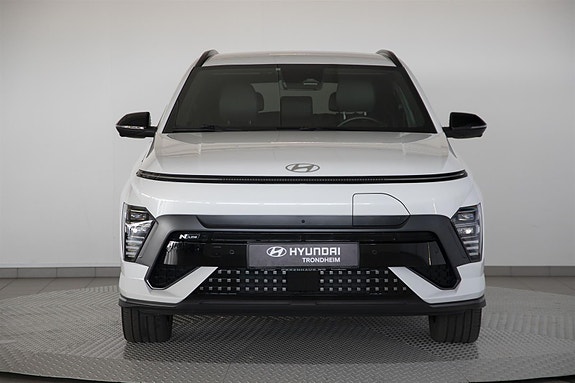 Hyundai Kona 2 of 26
