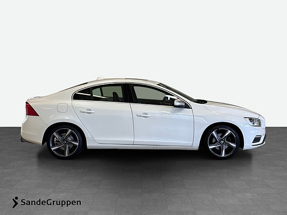 Volvo S60 6 of 15