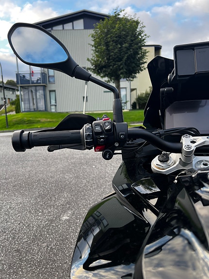 BMW S 1000 XR 13 of 30