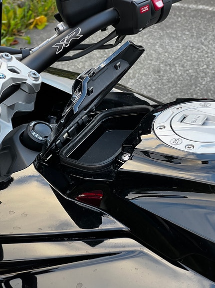 BMW S 1000 XR 21 of 30