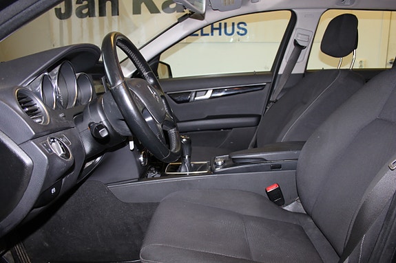 Mercedes-Benz C180 d 6 of 16