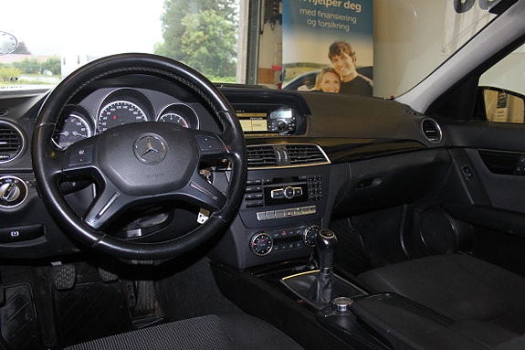 Mercedes-Benz C180 d 8 of 16