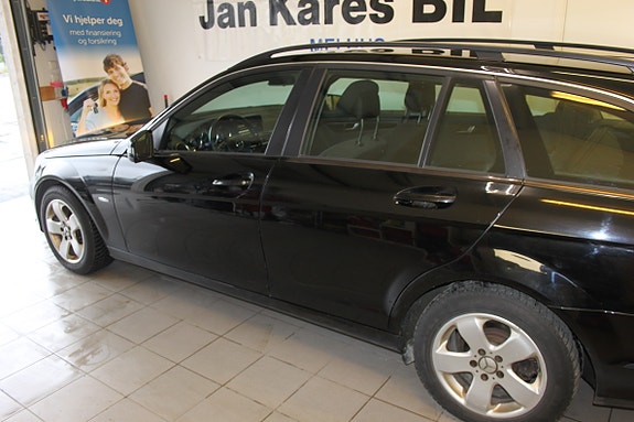 Mercedes-Benz C180 d 2 of 16