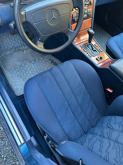 Mercedes-Benz E220 d 11 of 21