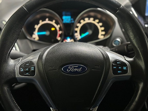 Ford B-MAX 23 of 30