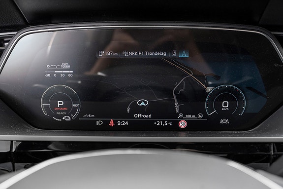 Audi e-tron 16 of 30