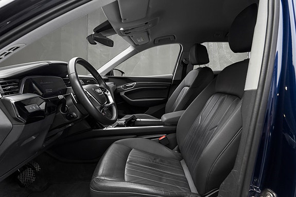 Audi e-tron 25 of 30