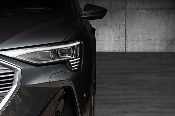 Audi e-tron Sportback 4 of 30